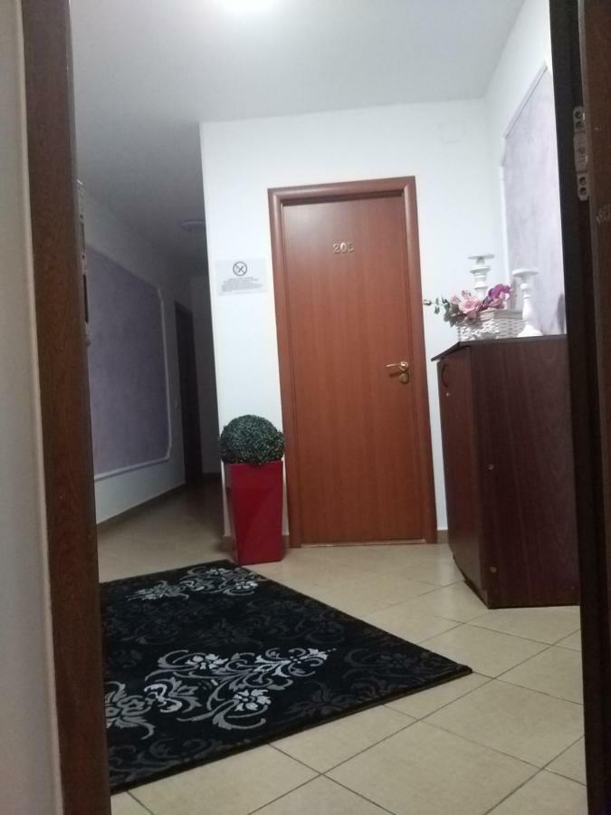 מלון בוקרשט La Casa Nord מראה חיצוני תמונה